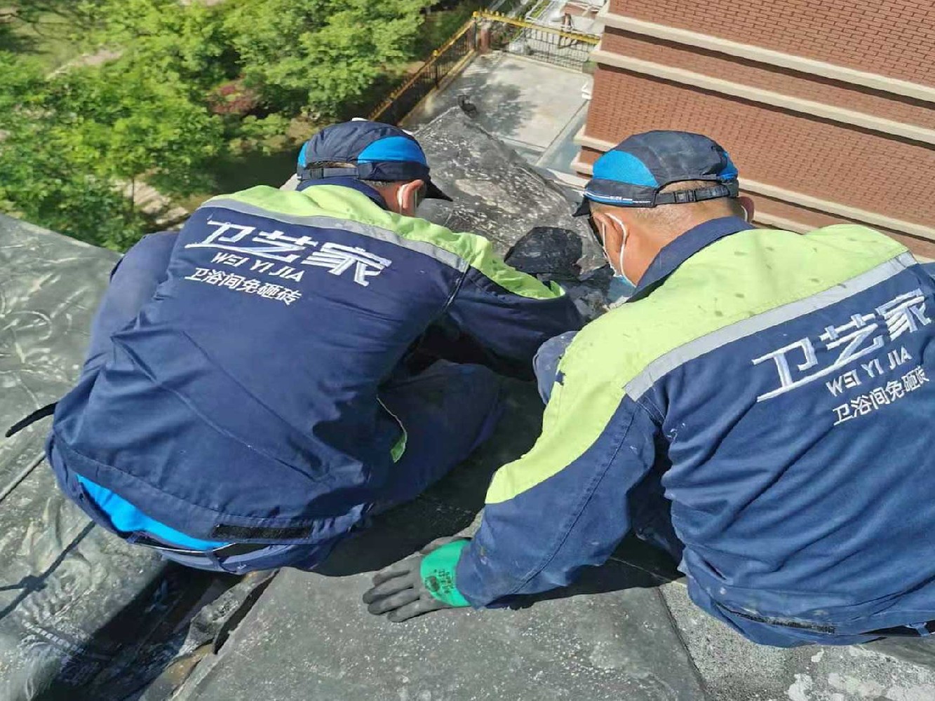 上海附近防水补漏师傅电话号码，24小时上门维修服务